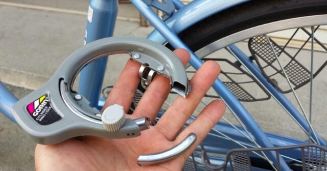 自転車の鍵交換
